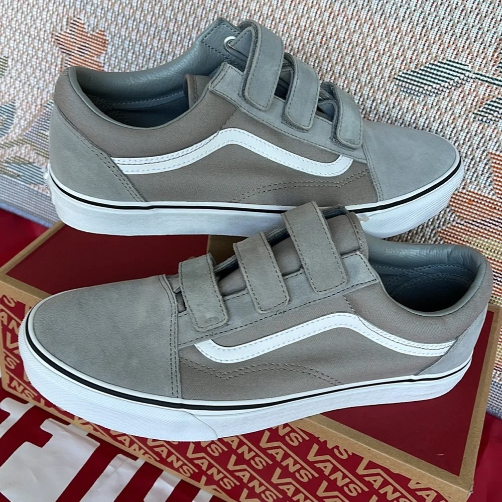Vans Old Skool Velcro
(Suede/Canvas)Drzz|/Trwht
VNOA3D296CM
WMNS sneakers - Picture 11 of 16